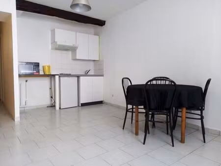 location appartement 2 pièces 36 m² à châlons-en-champagne (51000)
