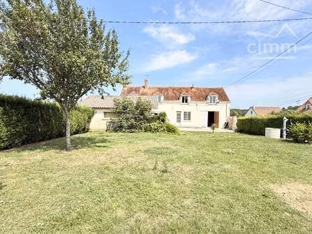 longère à rénover  beau volume  4 chambres + granges