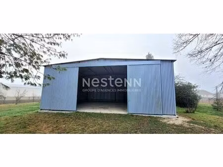 hangar de stockage  120 m²