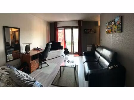 location appartement 1 pièce 35 m² à nancy (54000)
