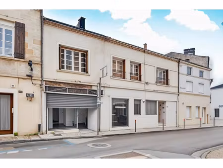 vente appartement 7 pièces 145 m² à jonzac (17500)  135 000 €