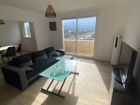 location meublée appartement 4 pièces 80 m² à auch (32000)  900 €