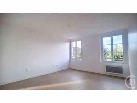 appartement f3 à louer - 3 pièces - 65 18 m2 - vez - 60 - picardie