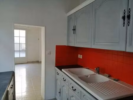 location maison à bayeux centre et est (14400) : à louer / 84m² bayeux centre et est