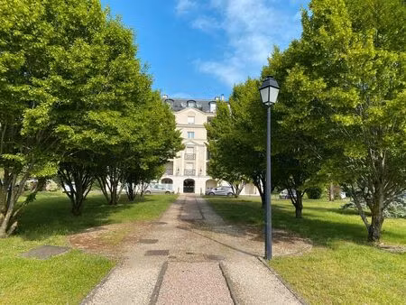 location appartement 1 pièce 31 m² à dammarie-les-lys (77190)