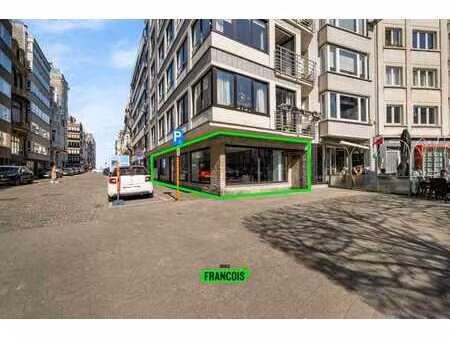 à vendre : propriété commerciale polyvalente à un emplaceme…