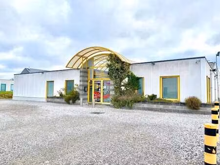 bâtiment industriel