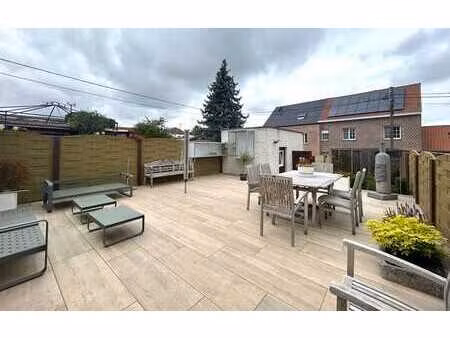 a must see - verrassend ruime woning met achteringang met...