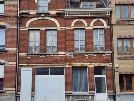 maison de caractère à rénover sur les hauteurs de grivegnée