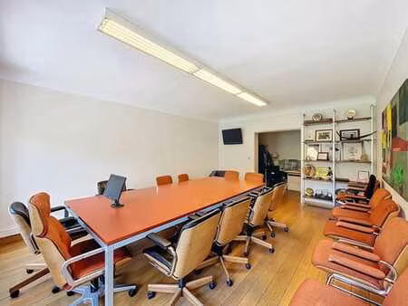 quartier royal : bel espace de bureau