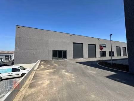 352 m² nieuwbouw kmo-unit langs geallieerdenlaan