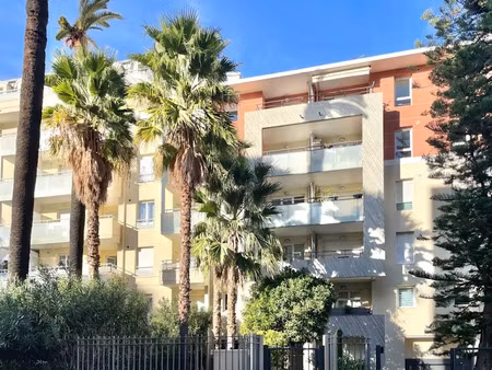vente appartement 3 pièces 51 m² à nice (06000)  350 000 €