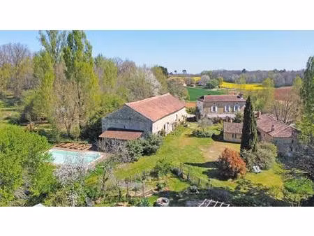 vue panoramique et 18 hectares