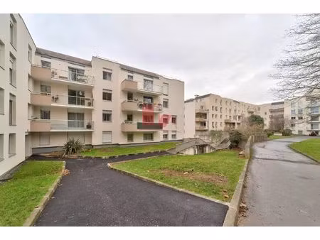 issy - chemin des montquartiers - 2 pieces 46.66 m²