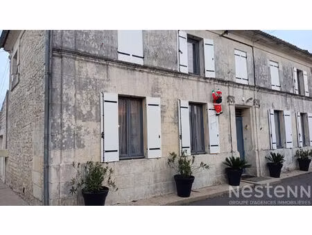 ensemble maison et gite à vendre entre pons et gemozac en charente maritime
