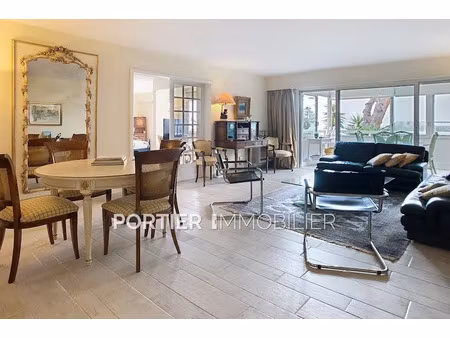 vente appartement 102 m² à antibes (06600)  650 000 €