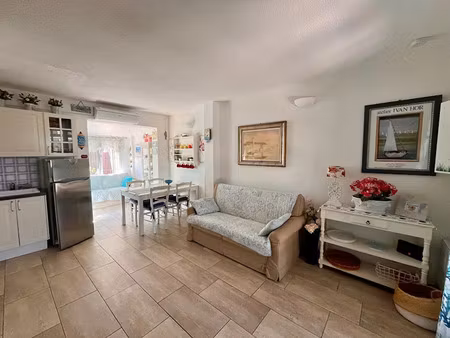 vente appartement 2 pièces 45 m² à gassin (83580)  627 000 €