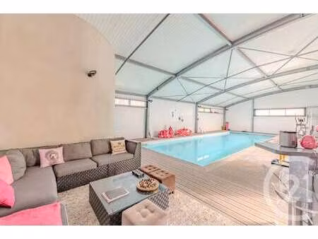 vente maison piscine à bonchamp-lès-laval (53960) : à vendre piscine / 332m² bonchamp-lès-