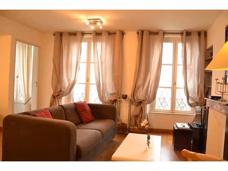 location meublée appartement 2 pièces 49 m² à marseille 2ème (13002)  919 €