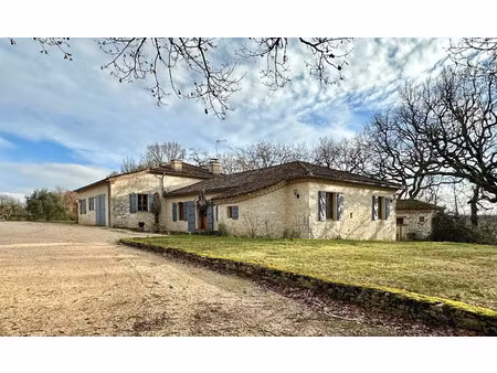 vente ferme 7 pièces 255 m² à auch (32000)  535 500 €