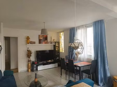location appartement 2 pièces 47 m² à neuilly-sur-marne (93330)