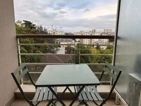 location appartement 1 pièce 35 m² à rueil-malmaison (92500)