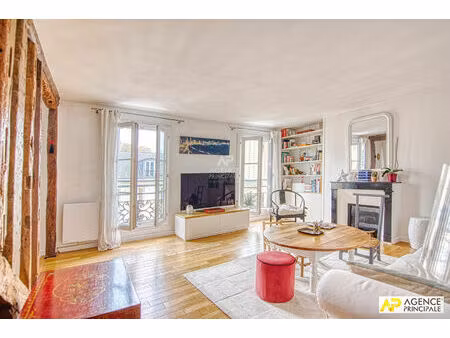 versailles notre-dame appartement 5 pièces de 115 m² au sol (98.5 m² carrez) situé au 4ème