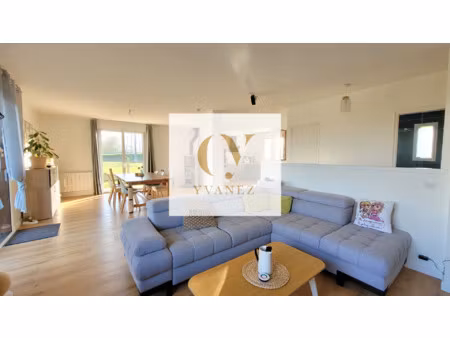 maison familiale de 140 m2 entièrement rénovée au coeur de la