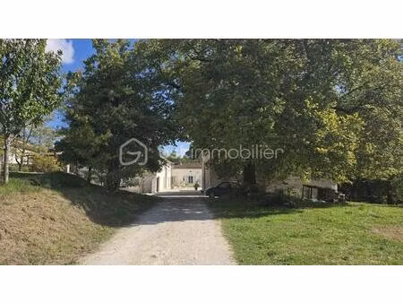 maison de maitre  moulin  chambres d'hôtes  studio  gites