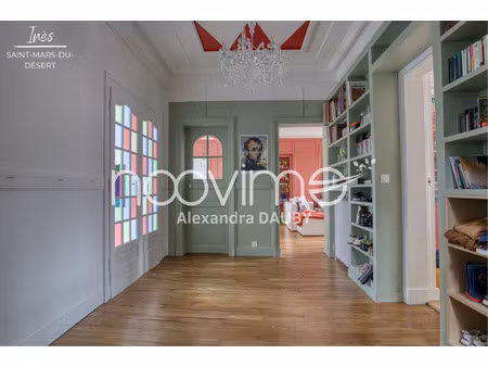 [inès] maison bourgeoise rénovée en coeur de bourg - saint-ma