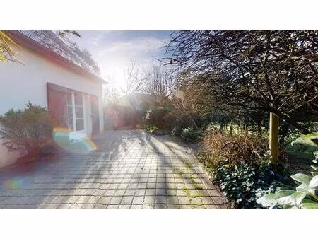 maison familiale et chaleureuse avec autonomie de plain pied