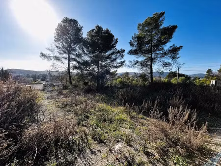 vente terrain 774 m² à draguignan (83300)  162 000 €