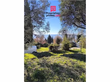 vente terrain 1000 m² à draguignan (83300)  193 500 €