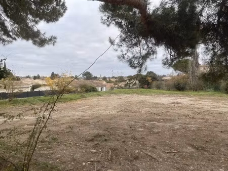 vente terrain 856 m² à pélissanne (13330)  289 000 €