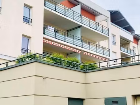 location appartement 2 pièces 49 m² à bourg-en-bresse (01000)  740 €