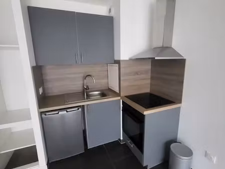 location appartement 2 pièces 40 m² à garches (92380)  1 270 €