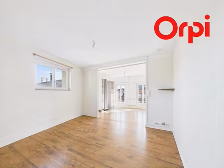 vente immeuble 5 pièces 105 m² à bernay (27300)  149 000 €