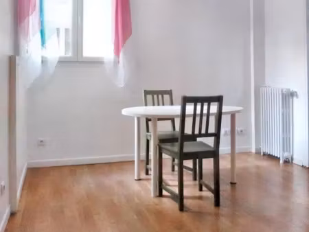 location meublée appartement 1 pièce 19 m² à neuilly-plaisance (93360)  650 €