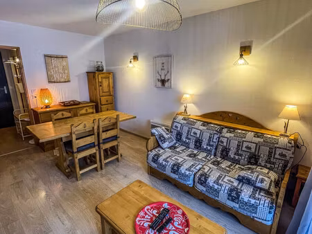 bel appartement de 30m² avec grande terrasse