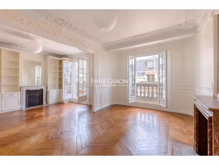 location appartement 4 pièces 98 m² à paris 7ème (75007)  4 000 €