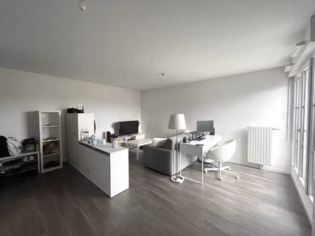 location appartement 1 pièce 32 m² à franconville (95130)  740 €