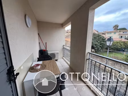location appartement 2 pièces 32.05 m² à roquebrune-sur-argens (83520)  700 €
