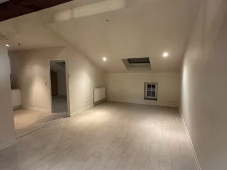 location appartement 3 pièces 56 m² à ars-sur-moselle (57130)  700 €