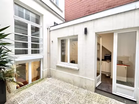location meublée duplex 3 pièces 62.54 m² à lille (59000)  1 090 €