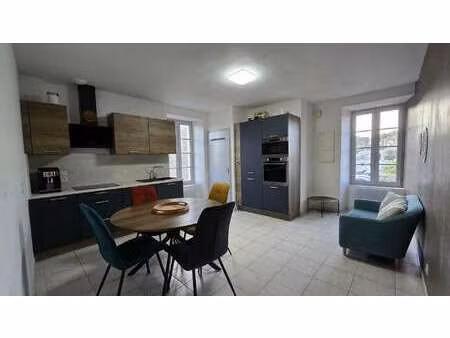 location appartement 2 pièces meublé à mouchamps (85640) : à louer 2 pièces meublé / 42m² 