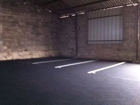 location parking 15 m² à limoges (87000)  45 €