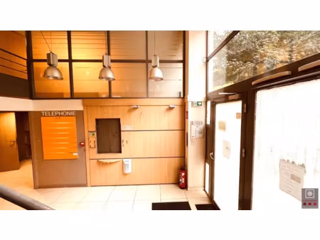 location locaux professionnels 125 m² à villeurbanne (69100)  2 841 €