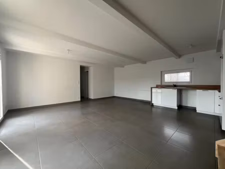 location maison 4 pièces 90.45 m² à perpignan (66000)  1 240 €