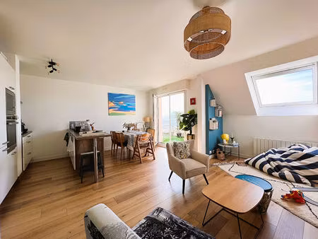pornichet  appartement t3 rénové avec terrasse plein sud  à 100 m de la mer