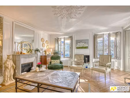 versailles notre dame place hoche - appartement 6 pièces 152.94m² au sol (150.69m² carrez)